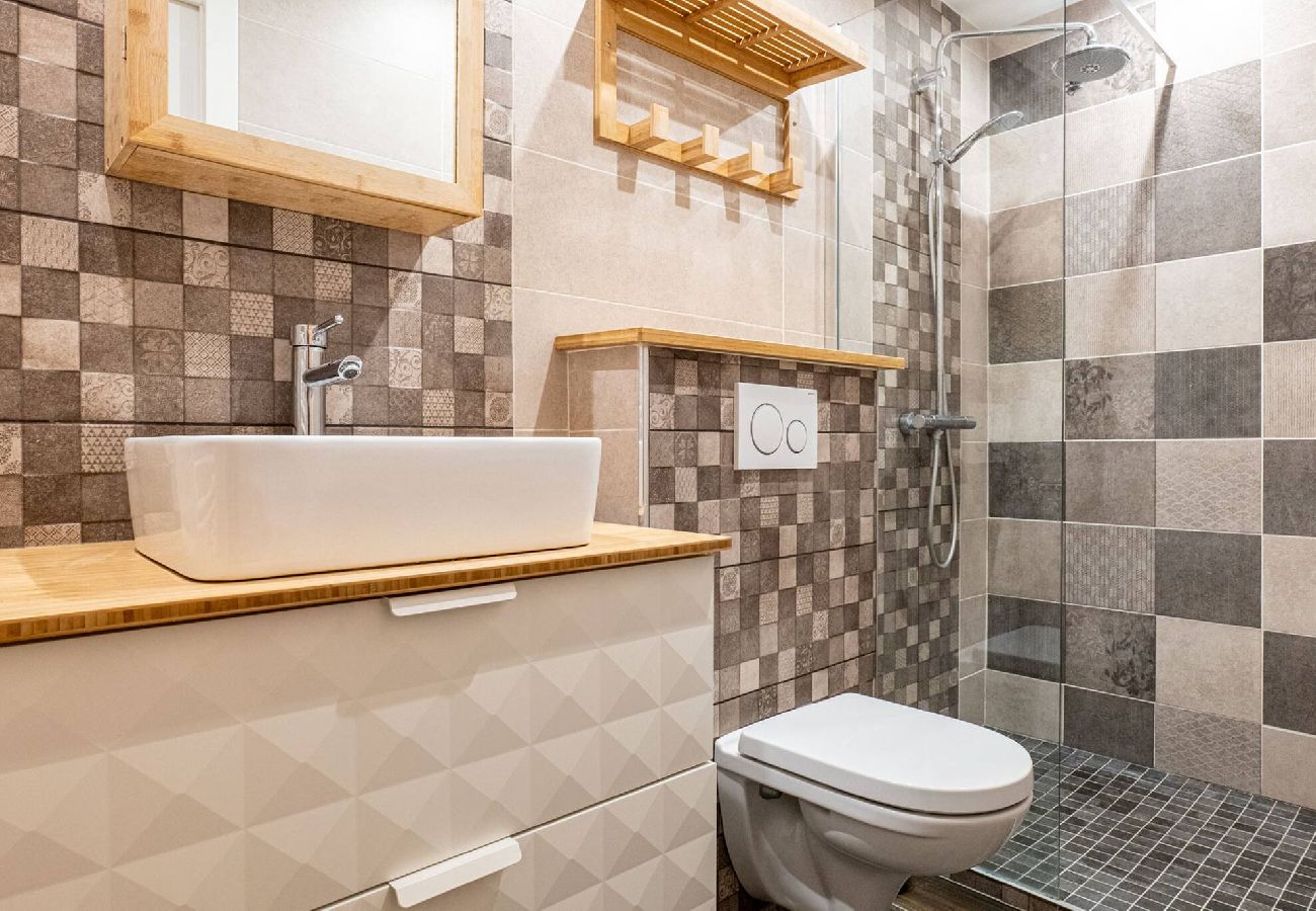 Appartement à Annecy - Anneciano - Balcon - Chambre - Vue