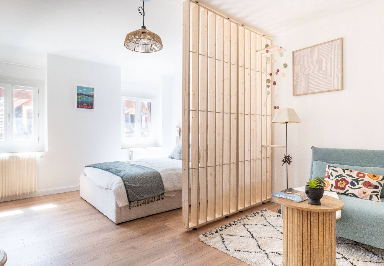 Studio à Annecy - ECHAPEE BELLE