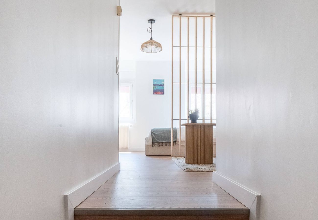 Studio à Annecy - ECHAPEE BELLE