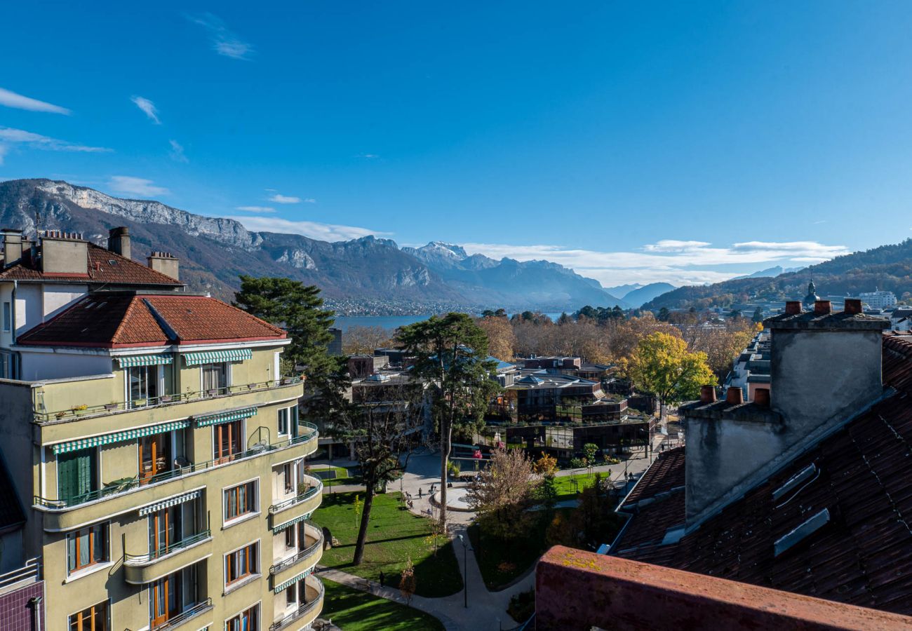 Appartement à Annecy - LA-HAUT