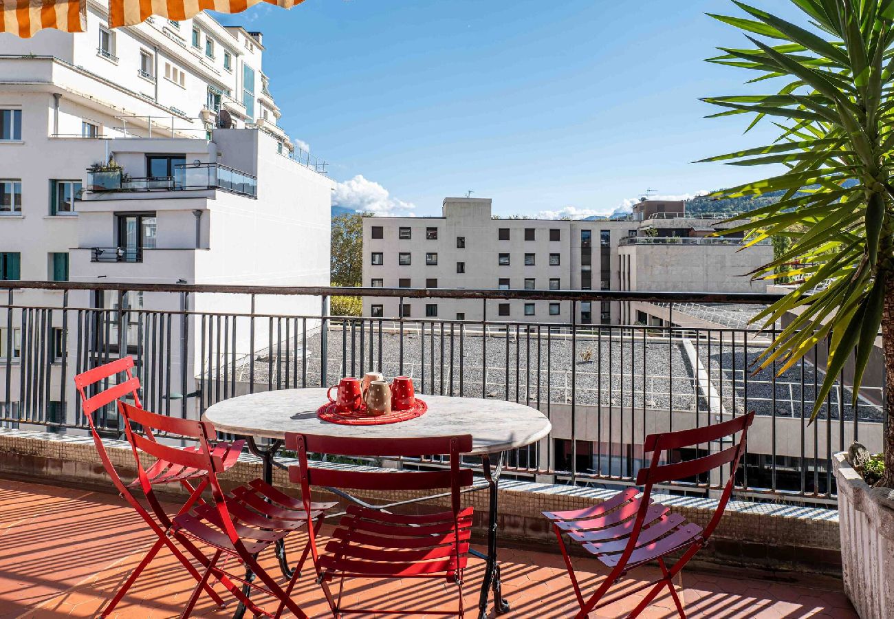 Appartement à Annecy - Le Sommeiller : Bel Appartement au cœur de ville