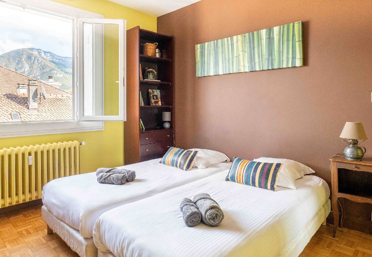 Appartement à Annecy - Le Sommeiller : Bel Appartement au cœur de ville