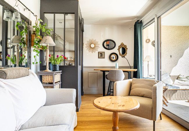 Appartement à Annecy-le-Vieux - Le Cocon des Ecureuils-Parking-Terrasse-Proche Lac