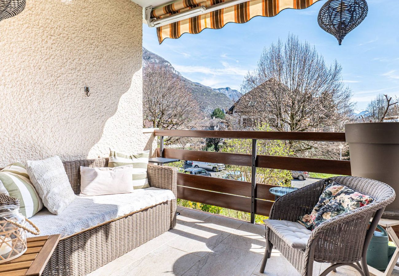 Appartement à Annecy-le-Vieux - Le Cocon des Ecureuils-Parking-Terrasse-Proche Lac