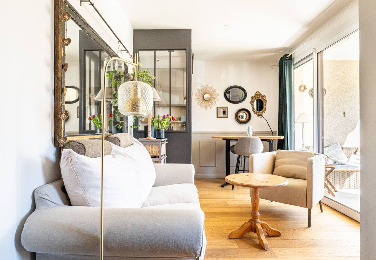 Appartement à Annecy-le-Vieux - Le Cocon des Ecureuils-Parking-Terrasse-Proche Lac