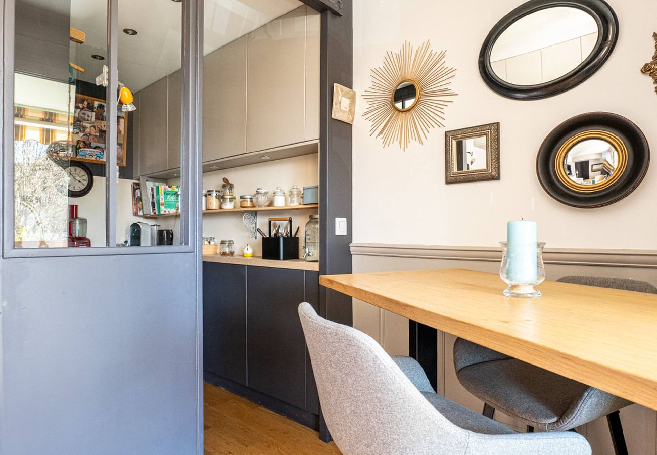 Appartement à Annecy-le-Vieux - Le Cocon des Ecureuils-Parking-Terrasse-Proche Lac