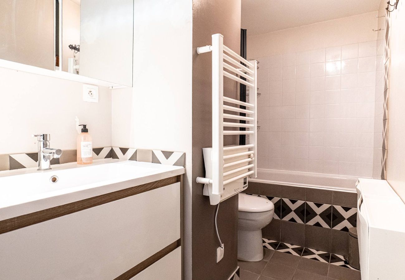 Appartement à Annecy-le-Vieux - Le Cocon des Ecureuils-Parking-Terrasse-Proche Lac