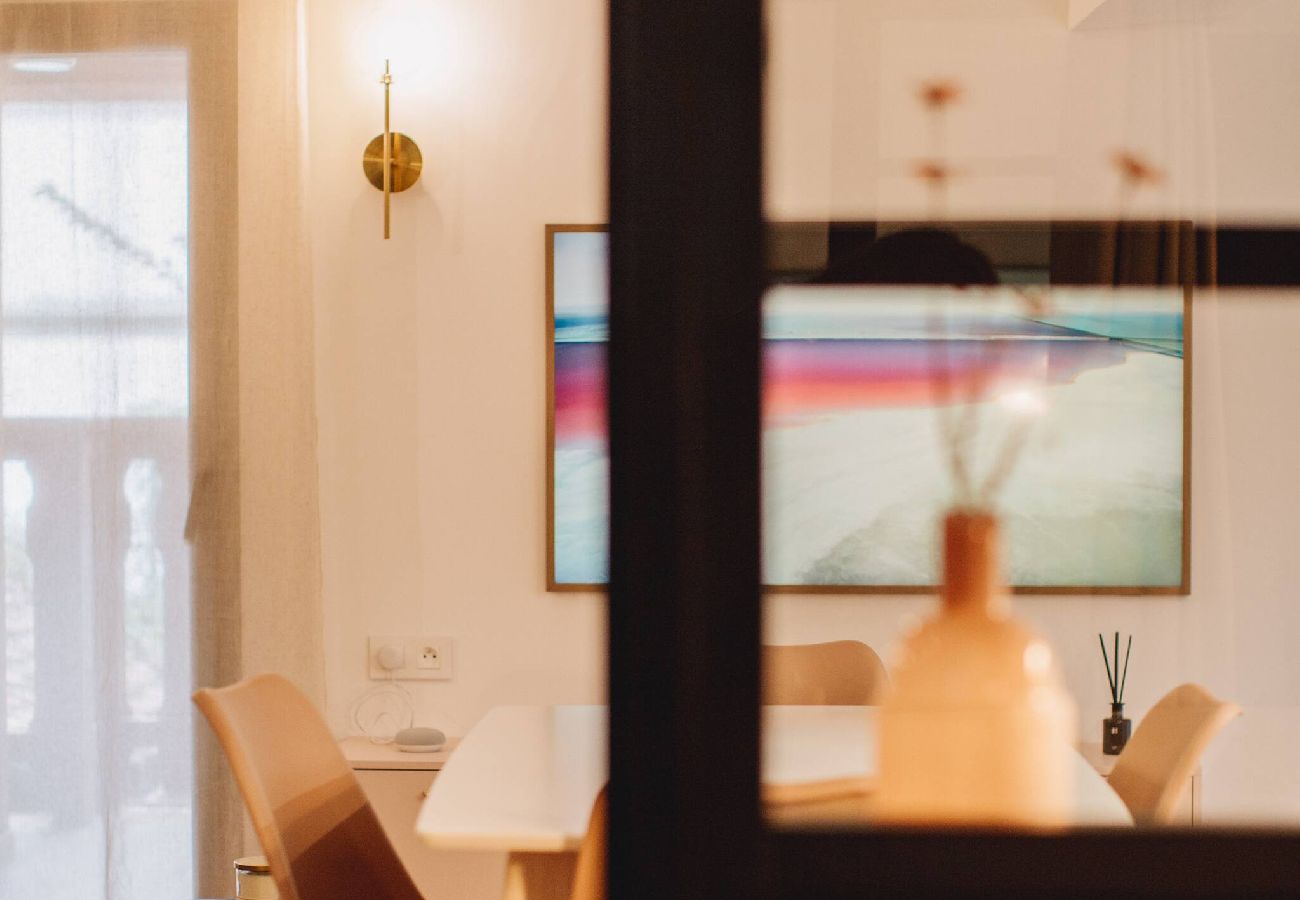 Appartement à Annecy - La Vie en Rose - Luxe, calme & hypercentre - 3*