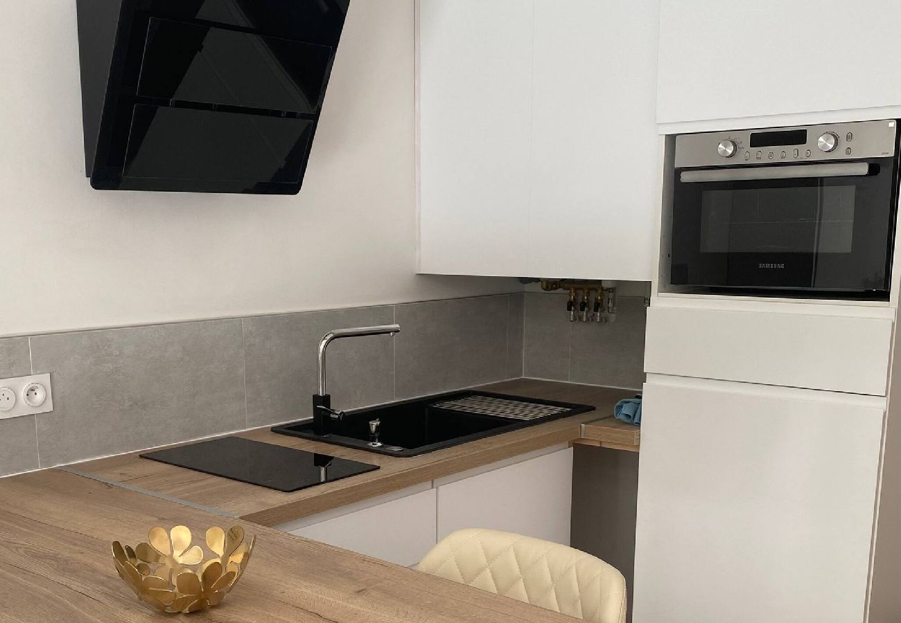 Studio à Annecy - Charmant studio, près du lac