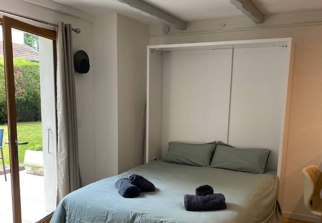 Studio à Annecy - Charmant studio, près du lac